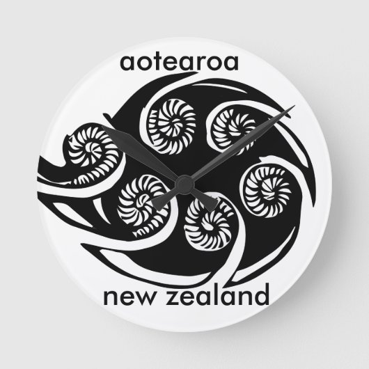 aotearoa neues Zealand Koru-Design Runde Wanduhr (Vorderseite)