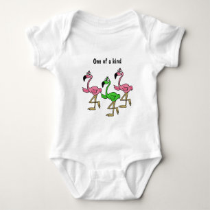 AP, rosa und grüne Flamingo-Baby-Ausstattung Baby Strampler