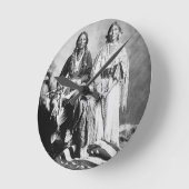 Apache Chief Antonio Maria with his family 1897 ( Runde Wanduhr (Winkel)