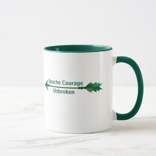 Apache Course Ungebrochene grüne Pfeile Kaffeepaus Tasse (Rechts)
