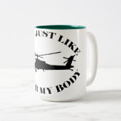 Apache Helicopter Zweifarbige Tasse (VorderseiteRechts)