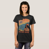 Apache Trail Arizona Wüsten Retro Reise T-Shirt (Vorne ganz)