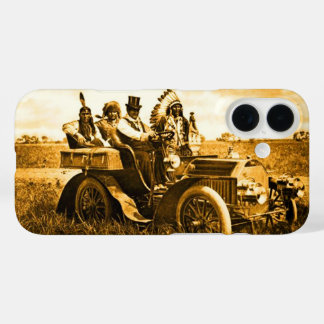 APACHES UND GERONIMO FAHREN MIT EINEM KRAFTWAGEN iPhone 16 HÜLLE