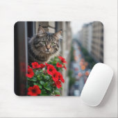 Apartment Tabby Cat in Window Mousepad (Mit Mouse)