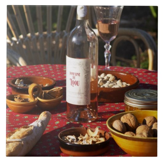 Aperitif und Appetithäppchen vorbereitet: Brot, Ol Fliese (Vorderseite)