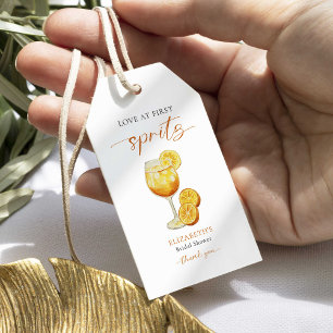 Aperol-Liebe im First Spritz Orange Brautparty Geschenkanhänger