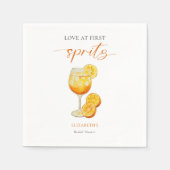 Aperol-Liebe im First Spritz Orange Brautparty Serviette (Vorderseite)
