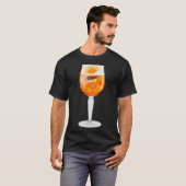 Aperol Spritz in einem klassischen Glass-T - Shirt (Vorne ganz)