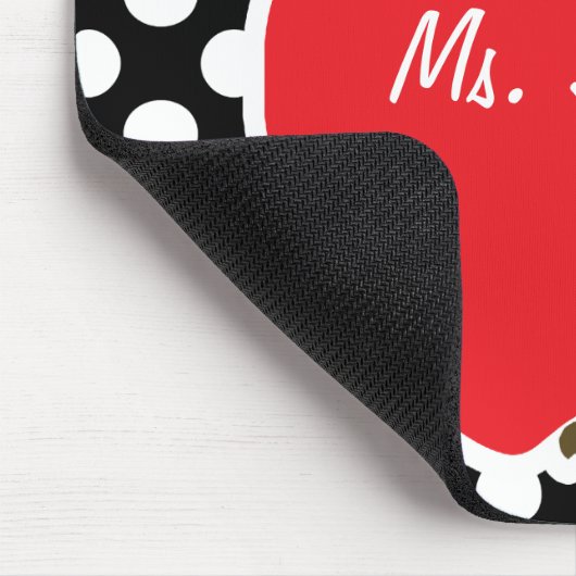 Apfel auf schwarzen und weißen Polka-Punkten Mousepad (Ecke)