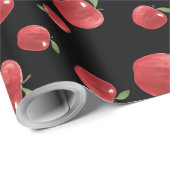 Äpfel mit schwarzem Hintergrund Geschenkpapier (Rolleneckpunkt)