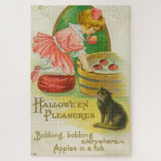 Äpfel schnappen Vintage-Halloween-Karte, 1911 Puzzle