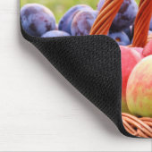 Äpfel und Pflaumen Mousepad (Ecke)
