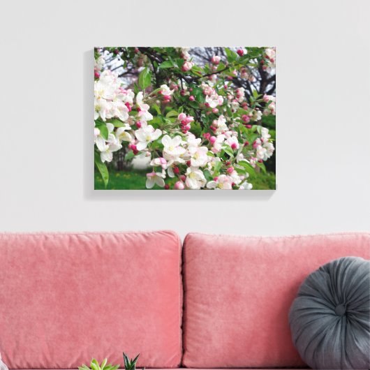 Apfelbaum blüht. leinwanddruck (Insitu (Wohnzimmer))