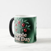 Apfelbaum-Tag Morphing-Mug Verwandlungstasse (Vorderseite Links)