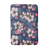 Apfelblüte auf dunkelblau badematte (Vorderseite Vertikal)