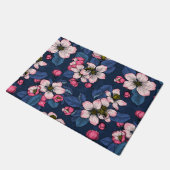 Apfelblüte auf dunkelblau fußmatte (Schrägansicht)