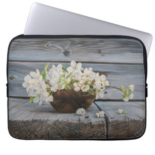 Apfelblüten-Stillleben – Original-Kunstwerk Laptopschutzhülle