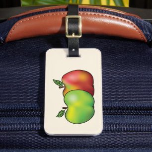 Apfelobst und Apfelkuchen mit rotem und grünem Car Gepäckanhänger