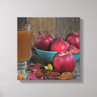 Apfelwein und Äpfel im Herbst