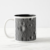 Apollo-11-Landeplatz Zweifarbige Tasse (Links)