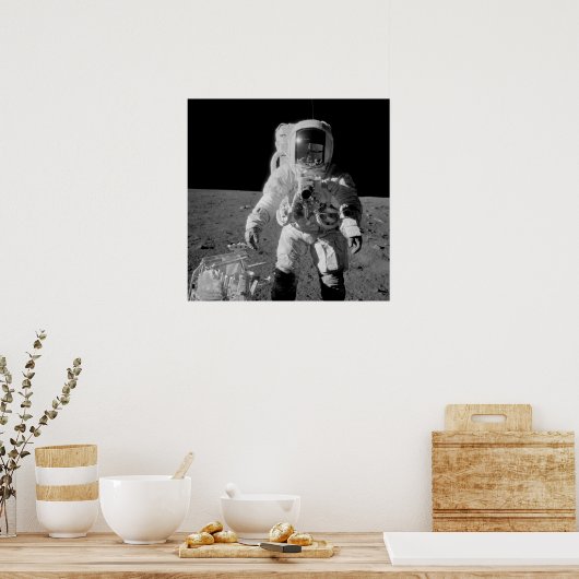 Apollo 12 Astronaut auf dem Mond Poster (Küche)