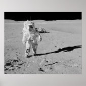 Apollo 16 Astronaut auf dem Mond Poster (Vorne)