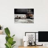 Apollo 16 Luftseilmodul und Lunarrovfahrzeug Poster (Heimbüro)