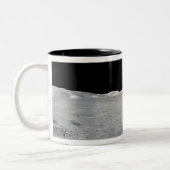Apollo 17 Panorama Zweifarbige Tasse (Links)