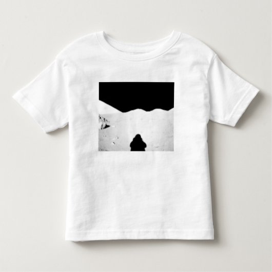 Apollo 17 zusammengebautes Panorama 2 Kleinkind T-shirt (Vorderseite)