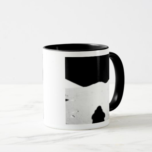 Apollo 17 zusammengebautes Panorama 2 Tasse (VorderseiteRechts)