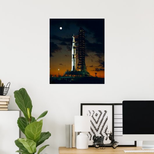 Apollo 4 Saturn V Poster (Heimbüro)