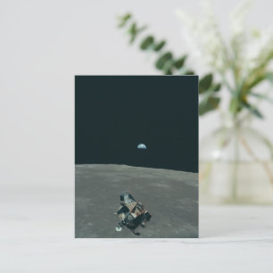 Apollo Lunar Lander und Erdaufgang über dem Mond Postkarte
