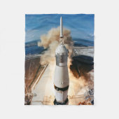 Apollo Saturn V Raketenstart zum Mond 1969 Fleecedecke (Vorderseite)