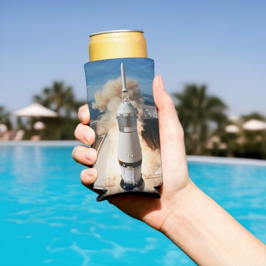 Apollo Saturn V Raketenstart zum Mond 1969 Selters Dosenkühler (In Situ Pool)