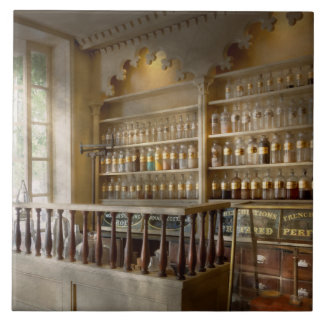 Apotheke Fliese