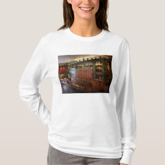 Apotheke - Ich bin gleich draußen T-Shirt