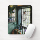 Apotheker - In einem Apothekerfenster Mousepad (Mit Mouse)