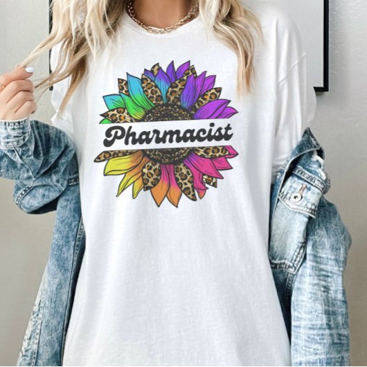 Apothekerin für Regenbogenblume T-Shirt