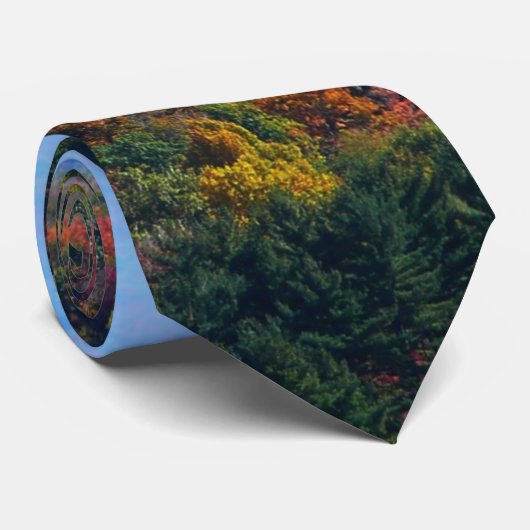 Appalachen im Herbst Krawatte (Gerollt)