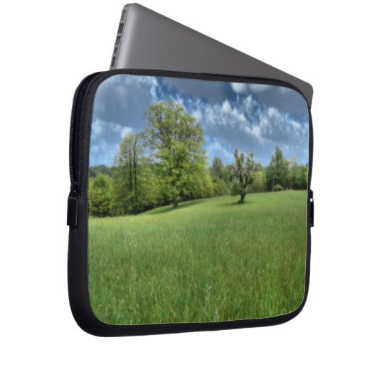 Appalachian Green Laptop Sleeve (Vorne Rechts)