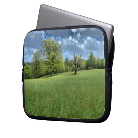 Appalachian Green Laptop Sleeve (Vorderseite Links)