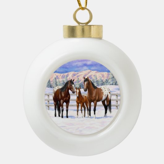 Appaloosa brauner Bucht Pferde im Schnee Keramik Kugel-Ornament (Vorderseite)