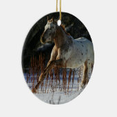 Appaloosa-Pferd, das in den Schnee läuft Keramik Ornament (Rechts)