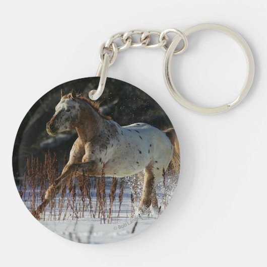 Appaloosa-Pferd, das in den Schnee läuft Schlüsselanhänger (Rückseite)