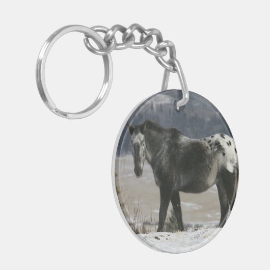 Appaloosa-Pferd im Schnee Schlüsselanhänger (Vorderseite links)