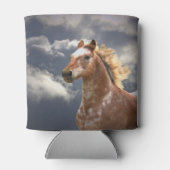 Appaloosa Pferd läuft in den Wolken Dosenkühler (Rückseite)