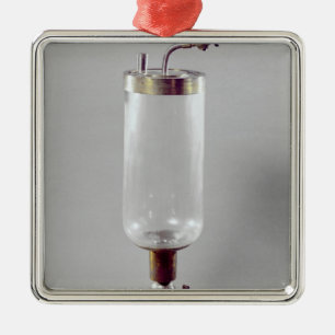 Apparat für das Studieren des Gases Silbernes Ornament