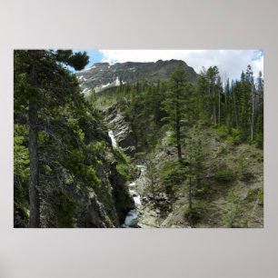Appistoki Falls und Peak im Glacier National Park Poster