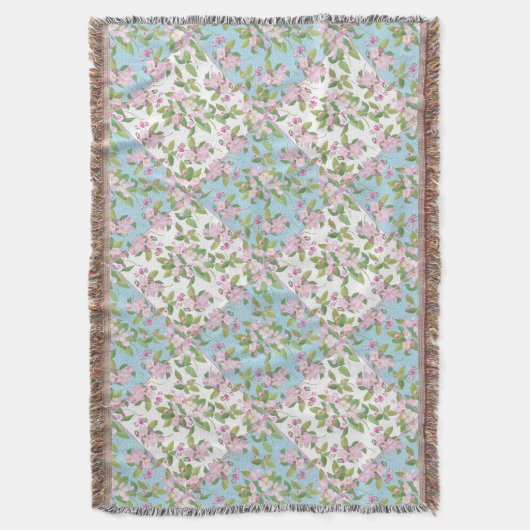 Apple Blossom auf Sky Blue and White Imitats Patch Decke (Vorderseite Vertikal)