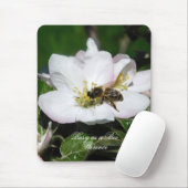 Apple Blossom & Bee Macro Photo | Mousepad (Mit Mouse)